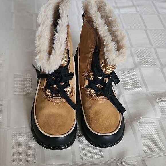 Sorel Kid's Girl Tan Winter Boots - Picture 3 of 16